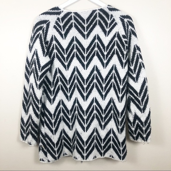 JOA Los Angeles Chevron Striped Snap Front Sweater - Picture 3 of 11